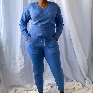 Blue knit set